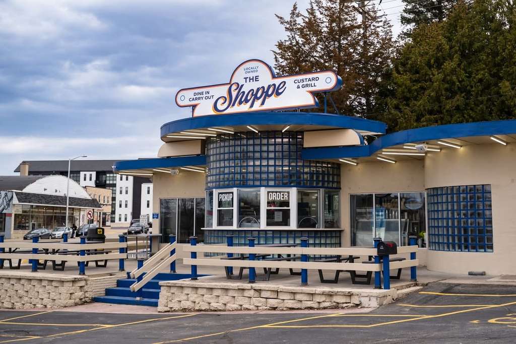 The Shoppe Custard & Grill