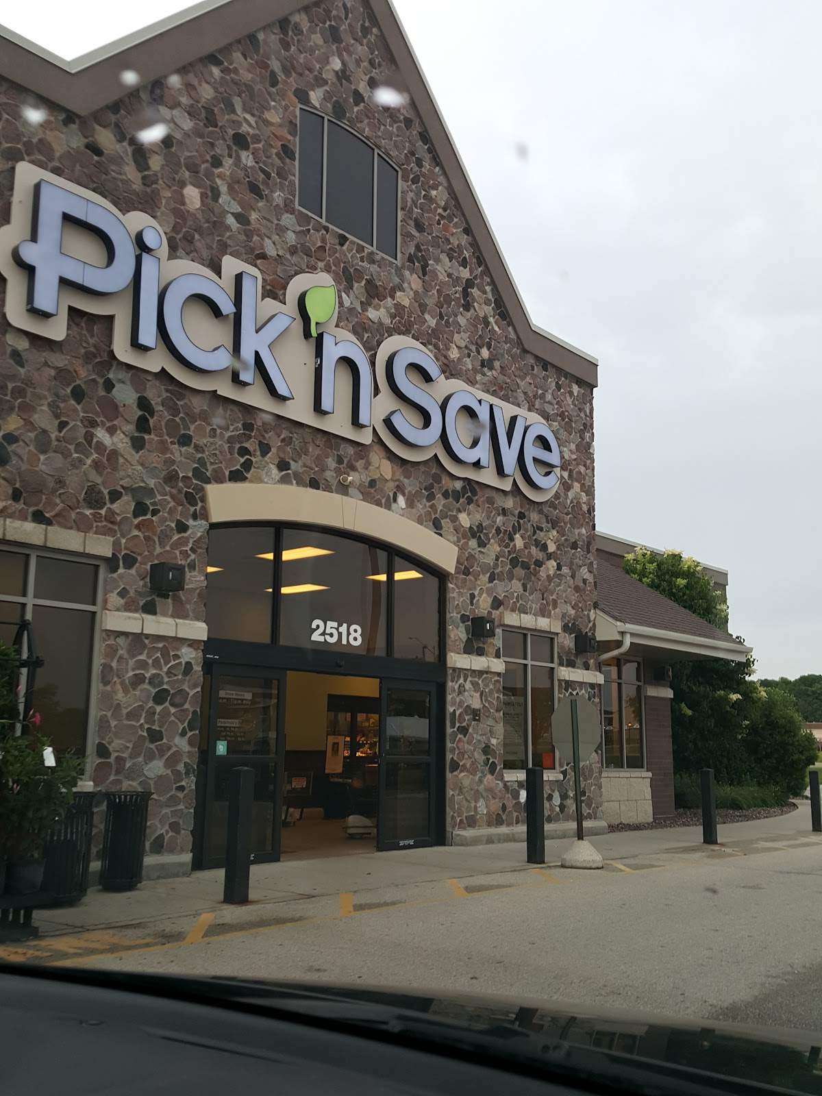 Pick 'n Save (W Washington St) — photo 3