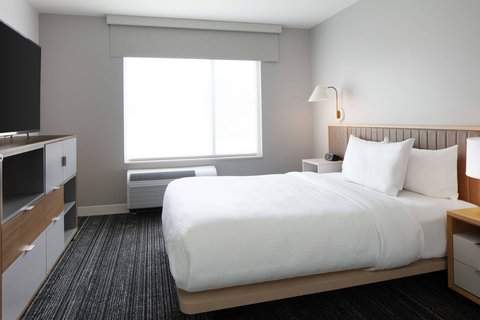 TownePlace Suites by Marriott Milwaukee West Bend — photo 5