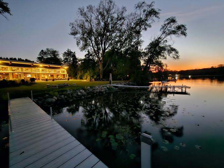 Waller's on the Lake — photo 5