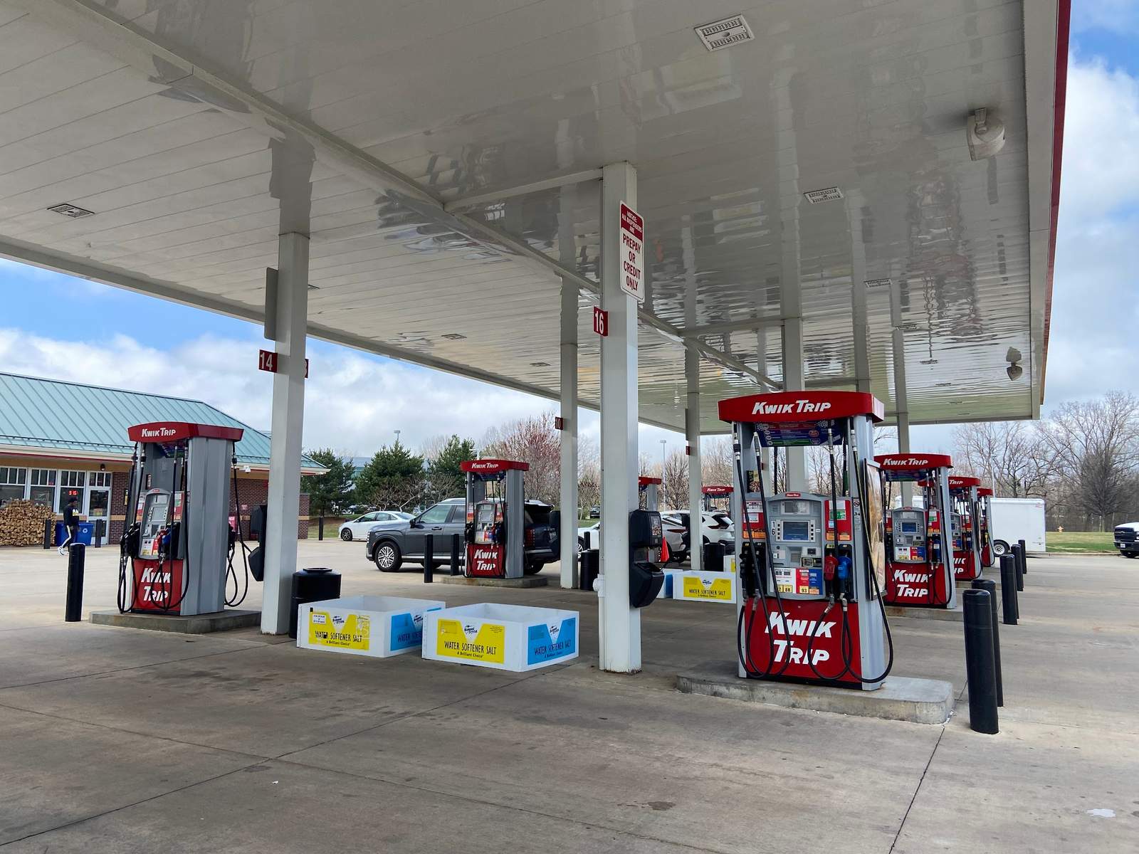 Kwik Trip (S Silverbrook Dr) — photo 3