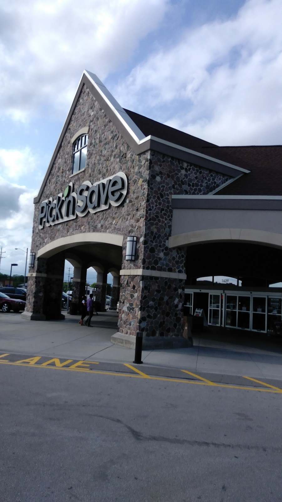 Pick 'n Save (S Main St) — photo 3