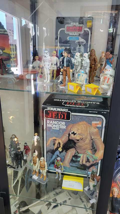 Toy Box Toys & TCG — photo 3